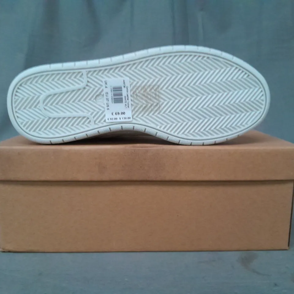 BOXED PAIR OF WHITE STUFF TRAINERS IN WHITE/GREY UK SIZE 4