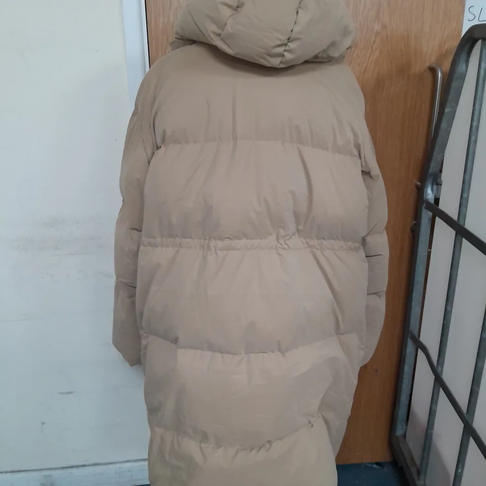 LOS ANGELES ATELIER PUFFER COAT IN BEIGE SIZE M RRP £225