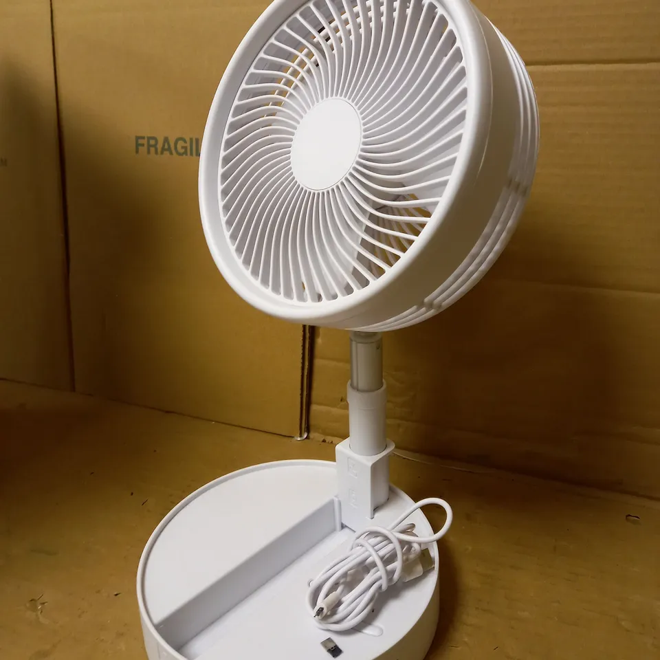 FOLDABLE WHITE FAN