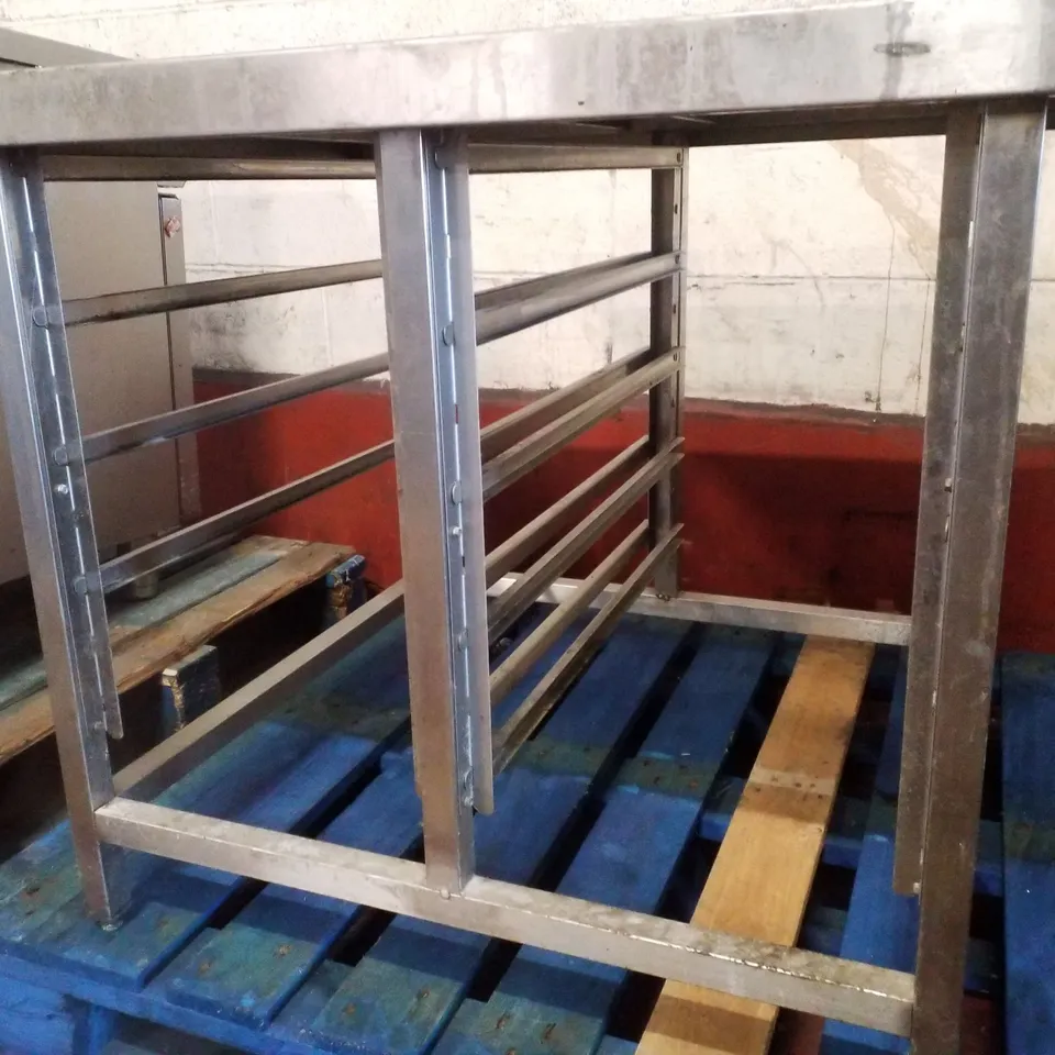 COMMERCIAL EQUIPMENT STAND WITH TRAY RACK