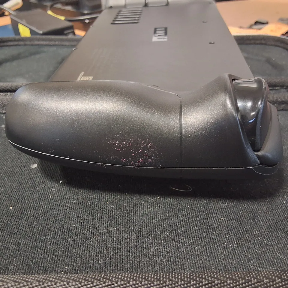 BOXED STEAM DECK WITH CARRY CASE AND POWER ADAPTER - MODEL 1030