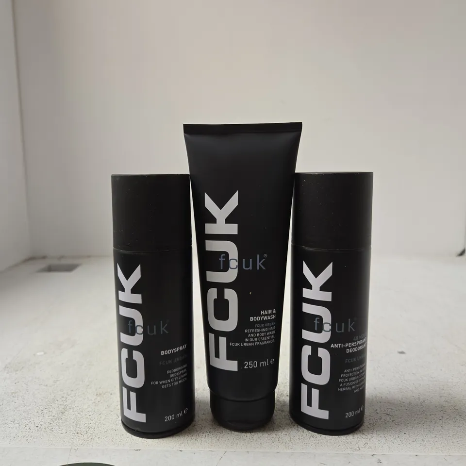 FCUK URBAN GIFT SET IN WASHBAG – HAIR & BODY WASH 250ML, BODY SPRAY 200ML & DEODORANT 200ML