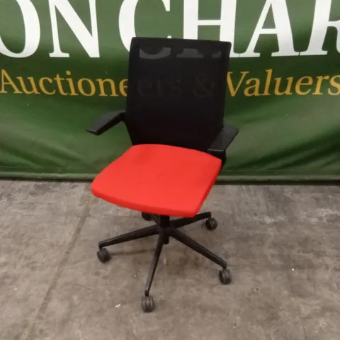 OFFICE CHAIR WITH MESH BACK - BLACK/RED
