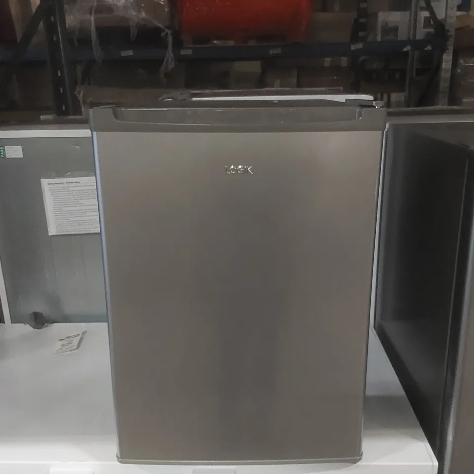 LOGIK LTT68S23 MINI FRIDGE - SILVER