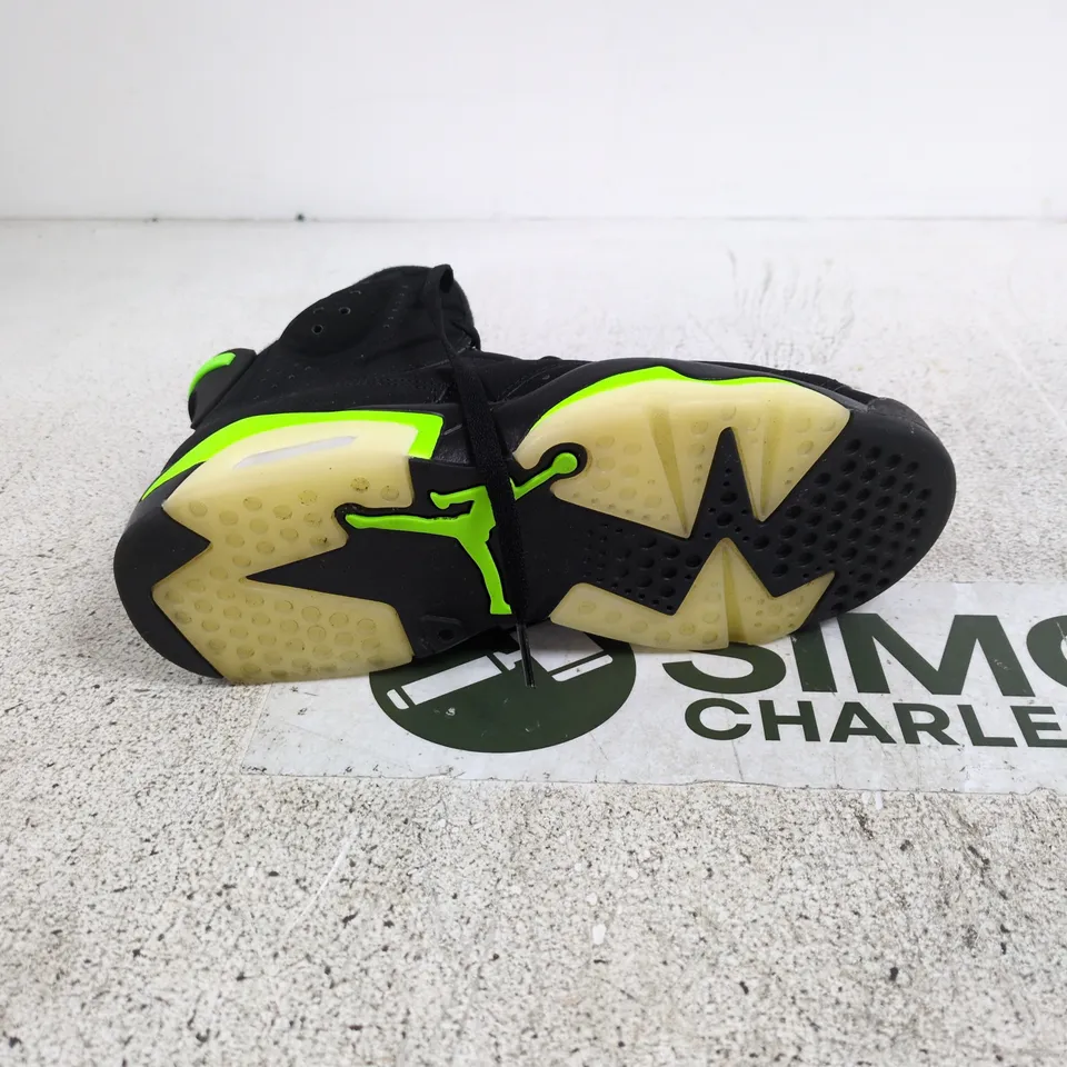 NIKE AIR JORDAN SNEAKERS, BLACK WITH NEON LIME ACCENTS – UK 7.5 (US 8.5)