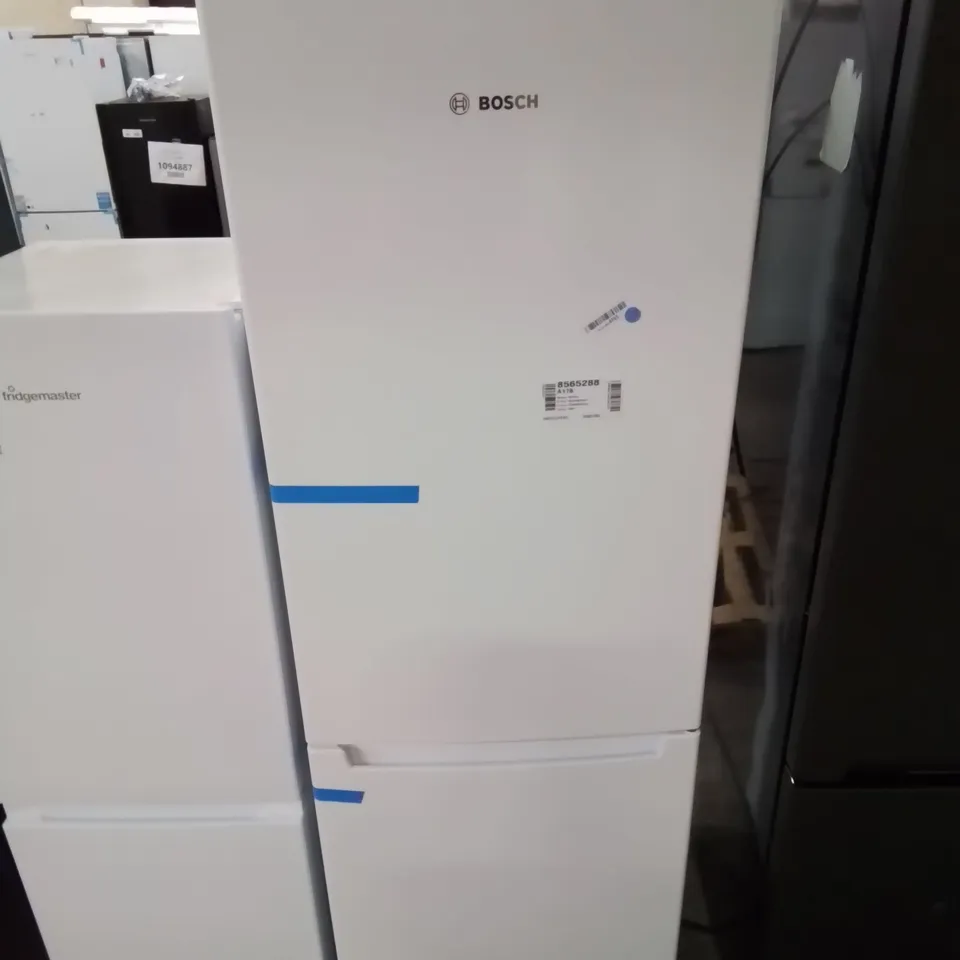 BOSCH HOME & KITCHEN APPLIANCES KGN36NWEAG SERIE 2, FREE-STANDING FRIDGE FREEZER - UNPROCESSED RAW RETURN