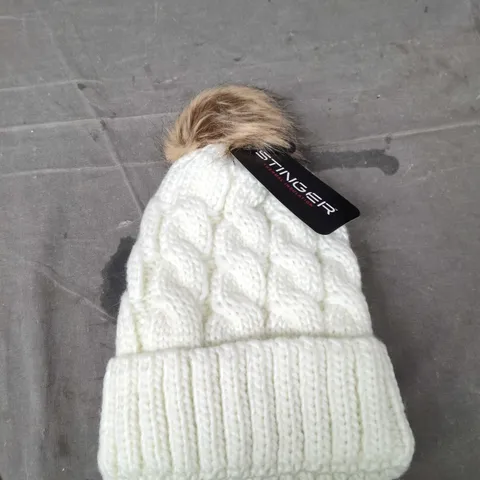 BOX OF APPROXIMATELY 25 ASSORTED CLOTHING ITEMS TO INCLUDE: WHITE BEANIE AND WOOL SOCKS