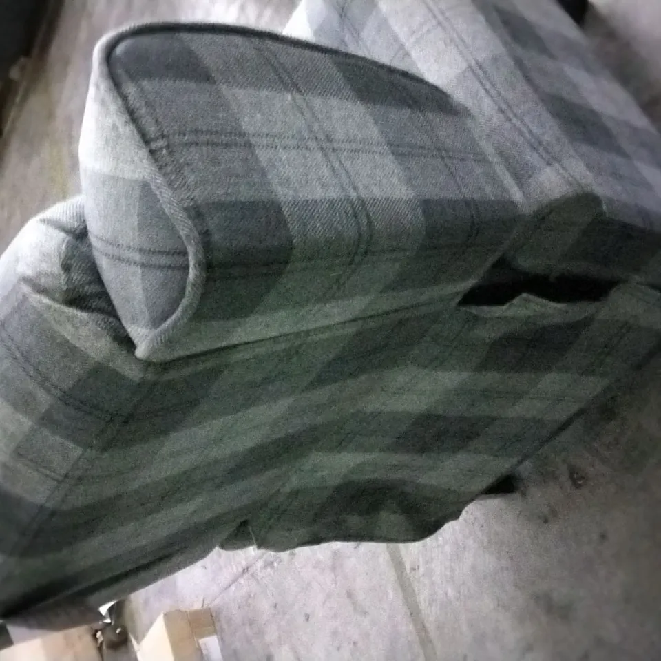 QUALITY DESIGNER LIGHT/DARK GREY TARTAN FABRIC PUSHBACK RECLINER ARMCHAIR 