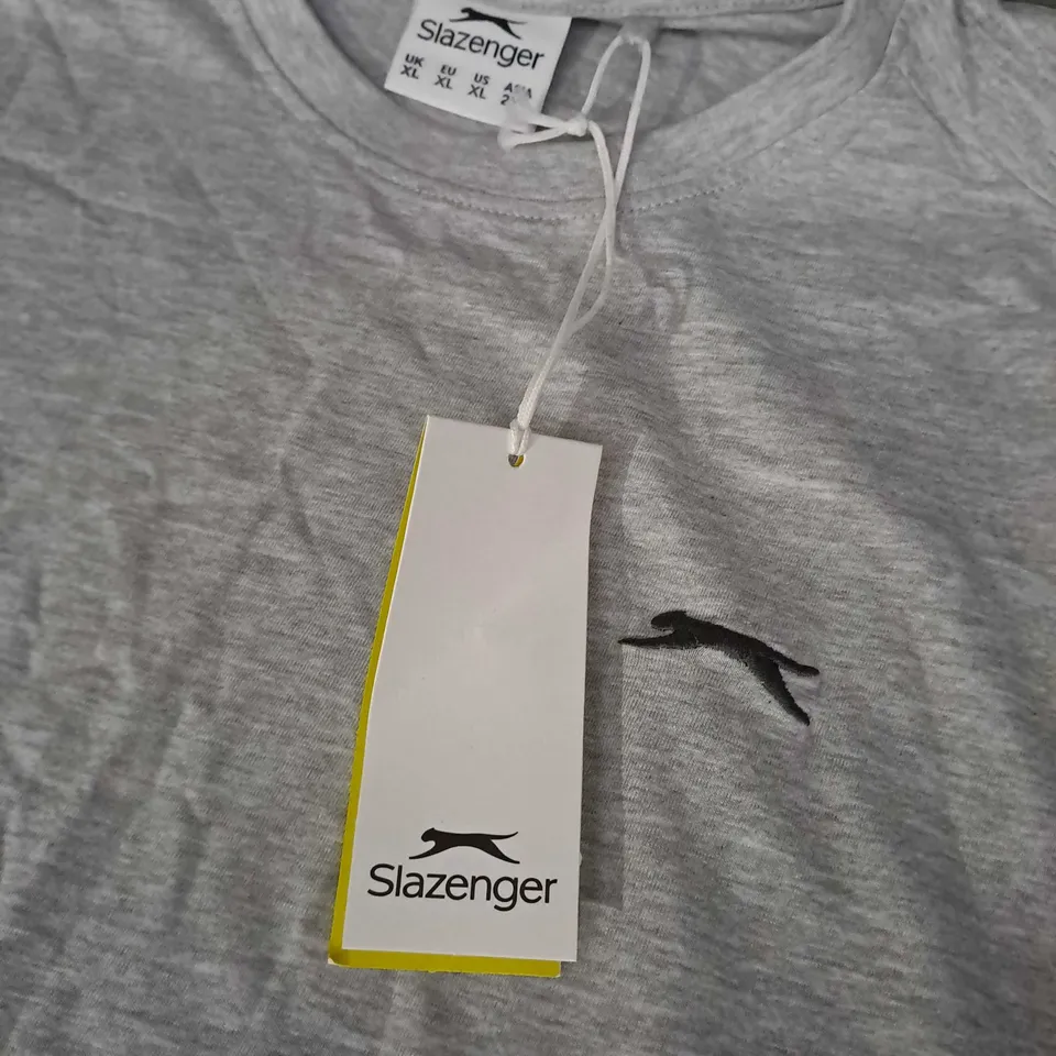 SLAZENGER PLAIN TEE IN GREY MARL - XL