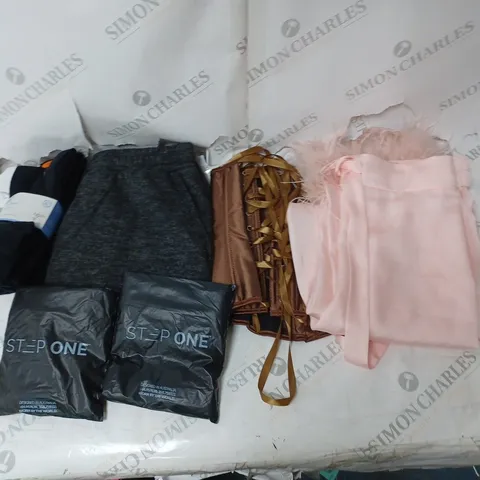BOX OF ASSORTED CLOTHING ITEMS TO INCLUDE PYJAMAS, BOXERS, TRACKIES ETC