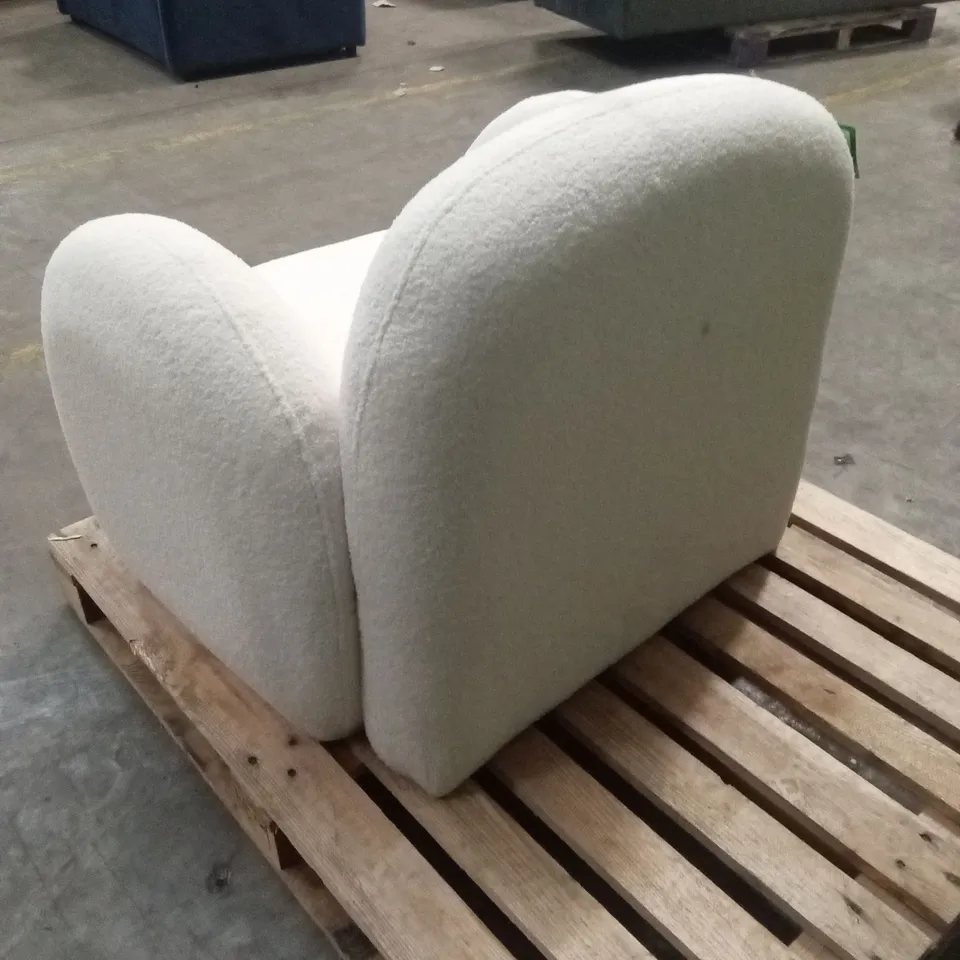 QUALITY DESIGNER BOUCLE FABRIC CHAIR