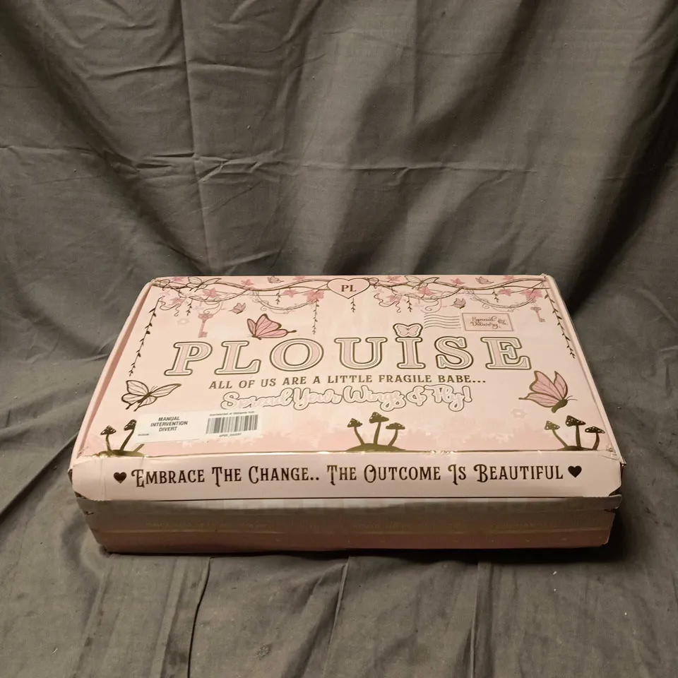 PLOUISE MYSTERY GIFT BOX, SEALED