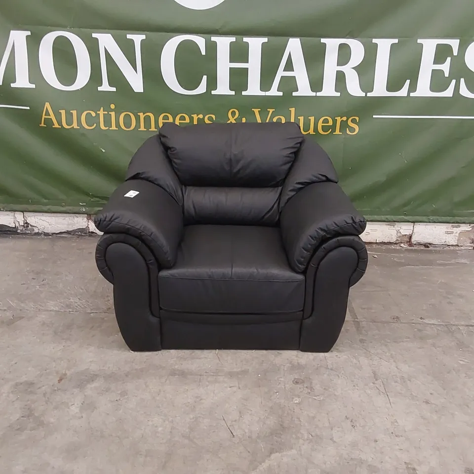 QUALITY DESIGNER BLACK FAUX LEATHER ARMCHAIR 