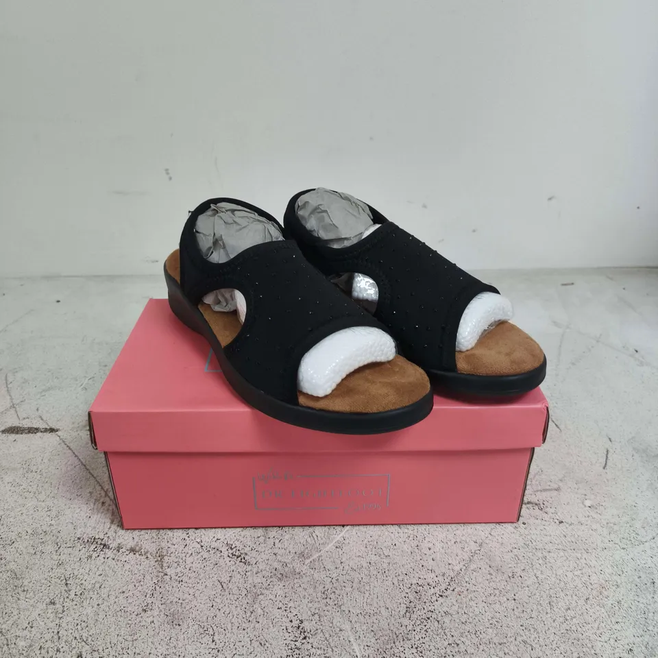 DR LIGHTFOOT JENNY BLACK SANDALS, UK 6 – WIDE FIT