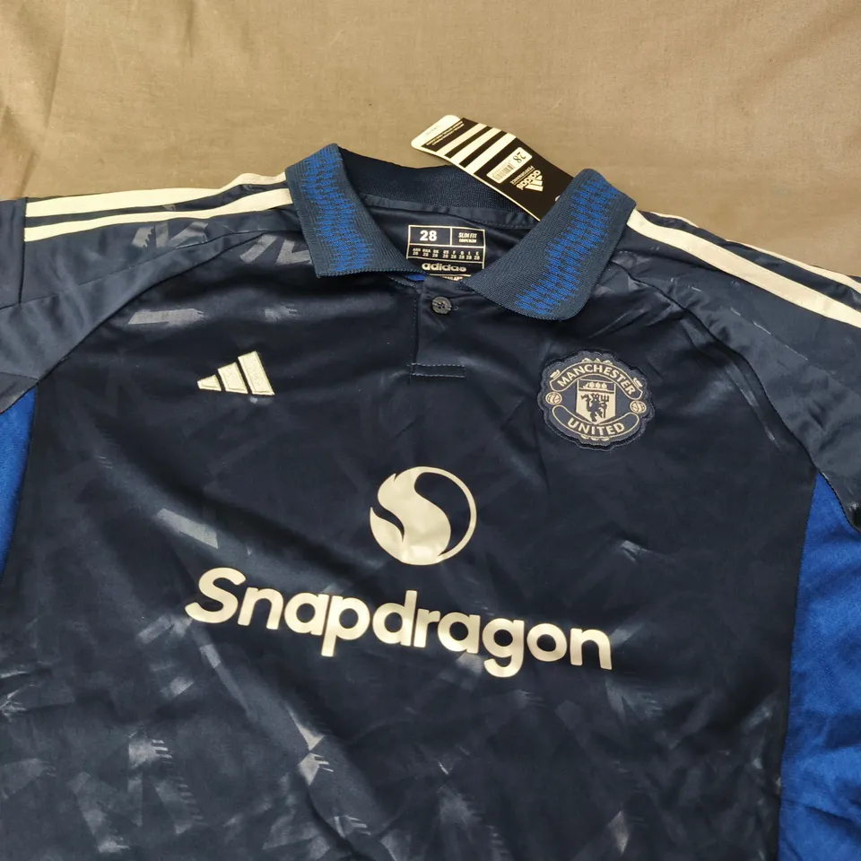 MANCHESTER UNITED FC AWAY JERSEY - SIZE 28