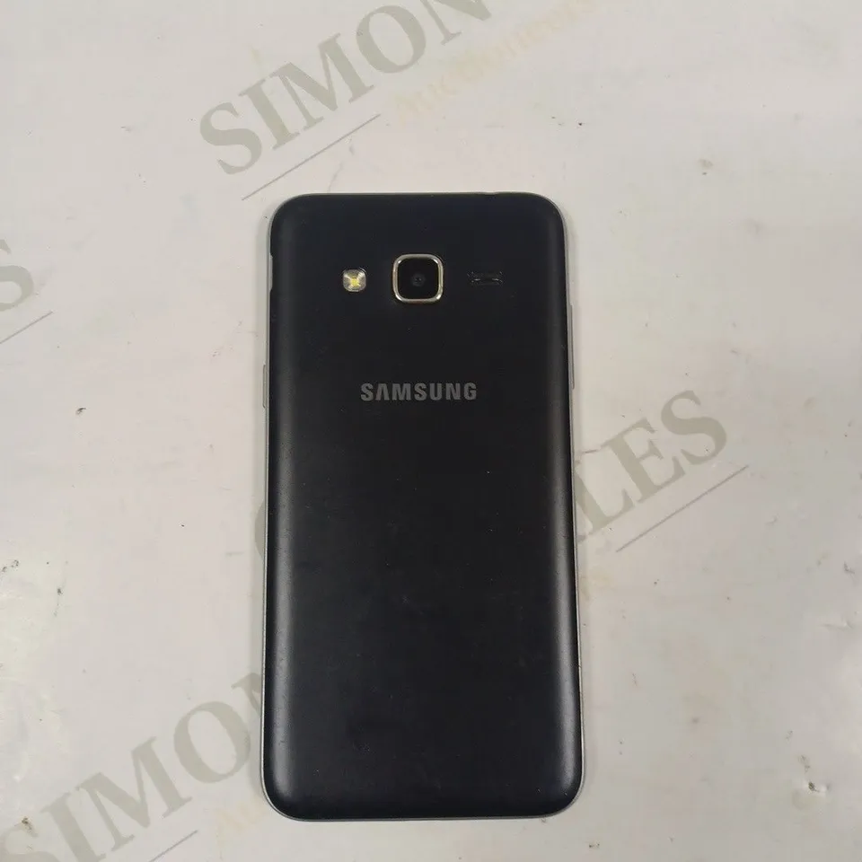 SAMSUNG J3 MODEL: AM -J330FN