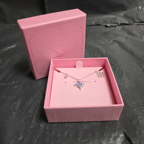 SWAROVSKI STAR PENDANT NECKLACE SET – PINK PRESENTATION BOX