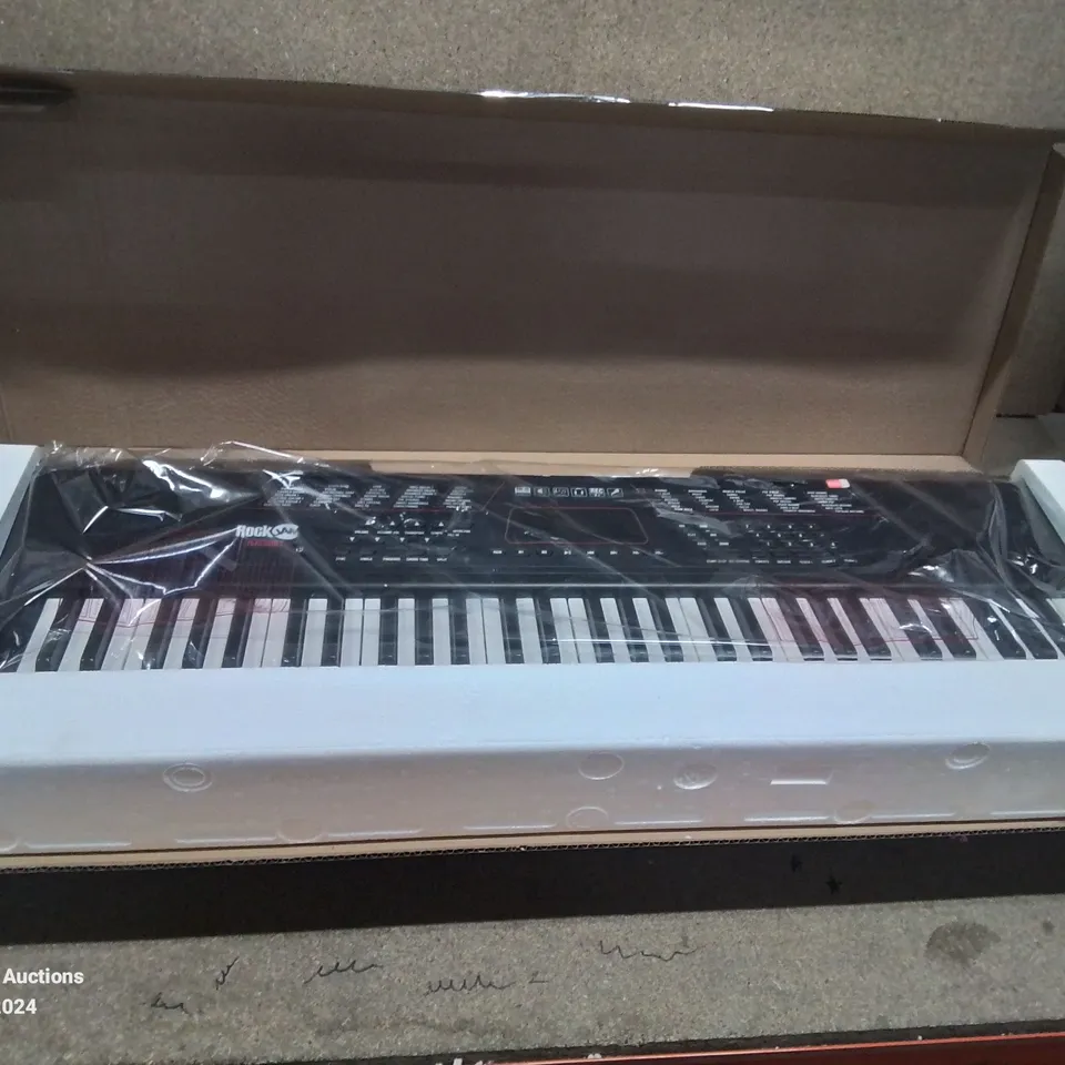 ROCK JAM RJ650BT KEYBOARD SUPER KIT WITH BLUETOOTH - COLLECTION ONLY 