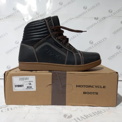 BOXED PAIR OF RAXID MOTORCYCLE BOOTS IN COFFEE COLOUR UK SIZE 10