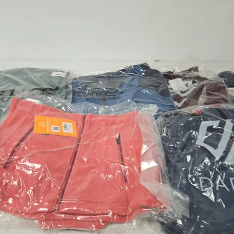 20 X ASSORTED BRAND NEW REGATTA CLOTHING PRODUCTS IN VARIOUS STYLES & SIZES 