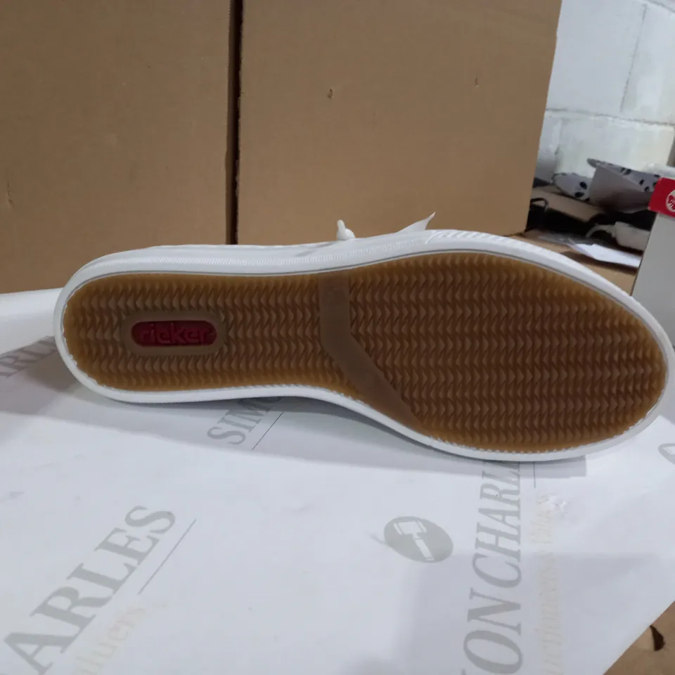 RIEKER WHITE TRAINERS SIZE 6.5