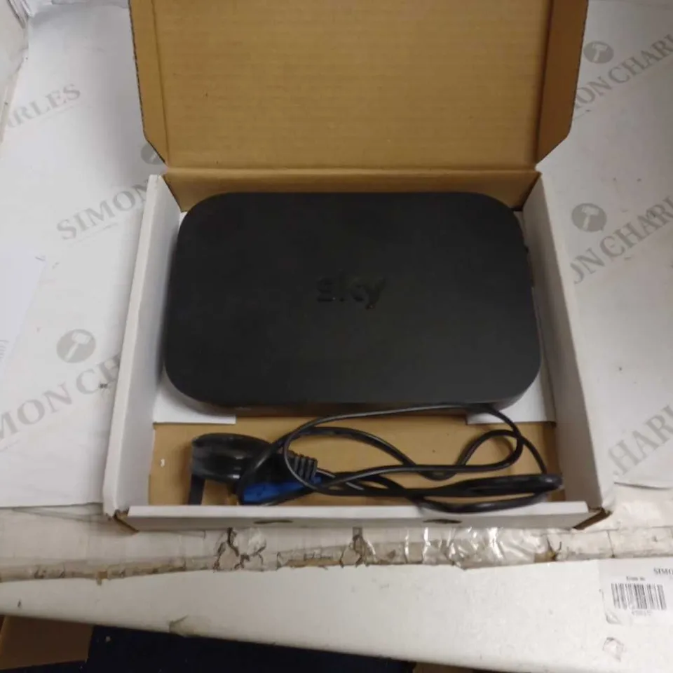 SKY Q MINI 