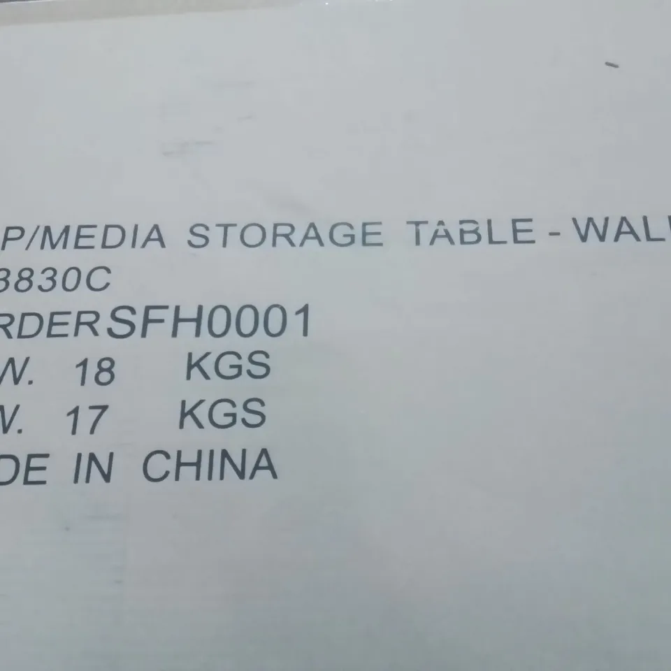 PALLET CONTAINING LARGE QUANTITY OF LP/MEDIA STORAGE TABLE -WALNUT-