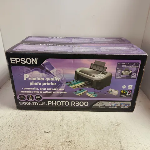 BOXED EPSON STYLUS PHOTO R300