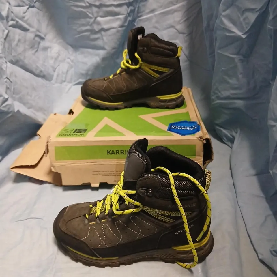 KARRIMOR HOT ROCK BT WALKING BOOTS – WEATHERTITE WATERPROOF, CHARCOAL/GREEN, UK 3 (EU 35.5)