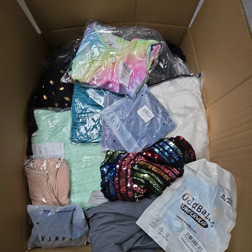 LARGE BOX OF ASSORTED CLOTHING ITEMS IN VARIOUS STYLES, COLOURS AND SIZES