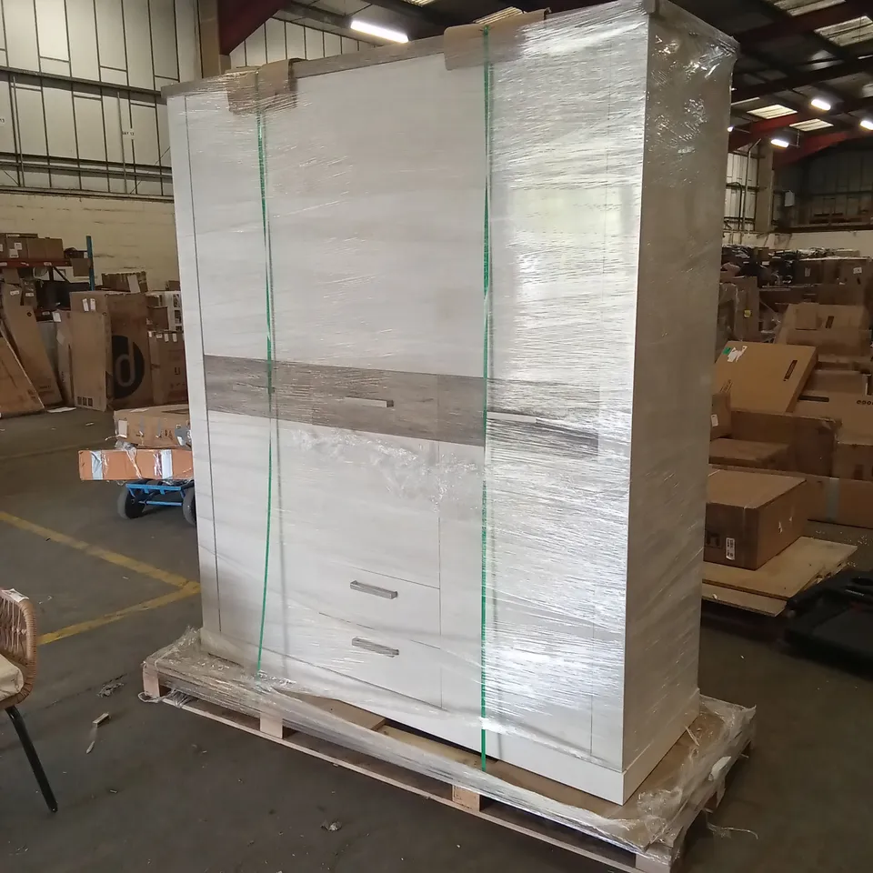 BERLANGA 3 DOOR WARDROBE