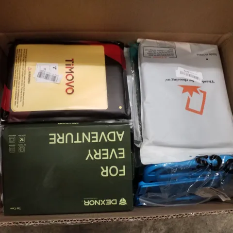 PALLET CONTAINING ASSORTED TABLET CASES