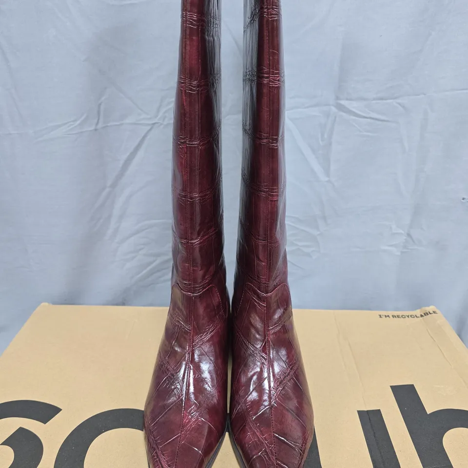 SCHUH BURGUNDY CROC-EFFECT KNEE-HIGH BOOTS, UK 6