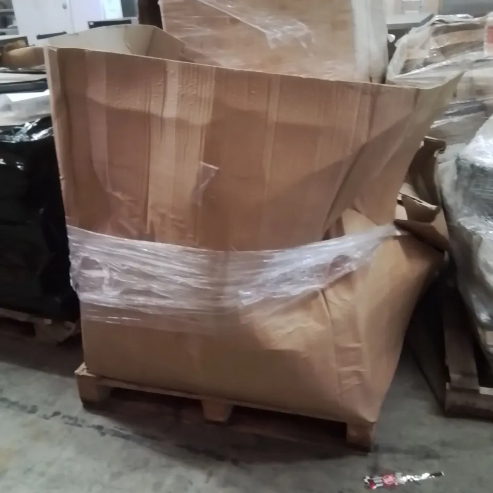 PALLET TO INCLUDE X2 BATHROOM MIRRORS,LAWN MOWER,ELECTRIC ICE CRUSHER
