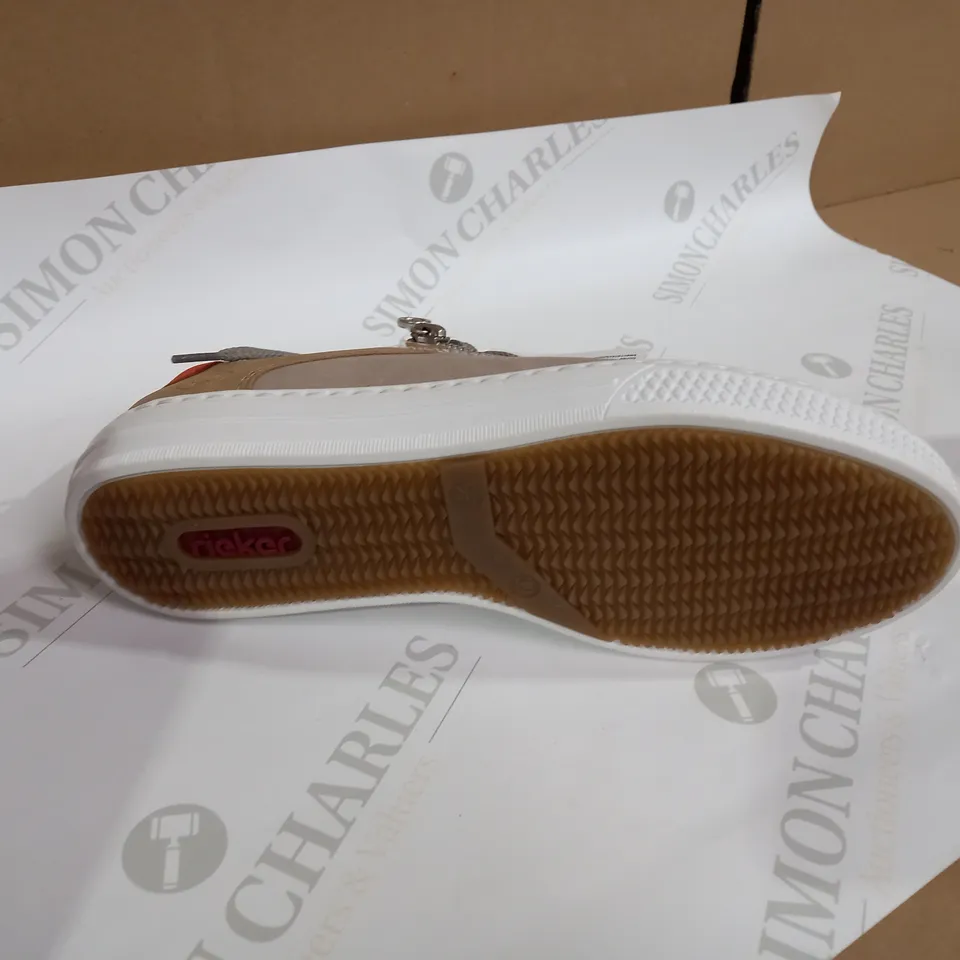 RIEKER GREY SHOES SIZE 5