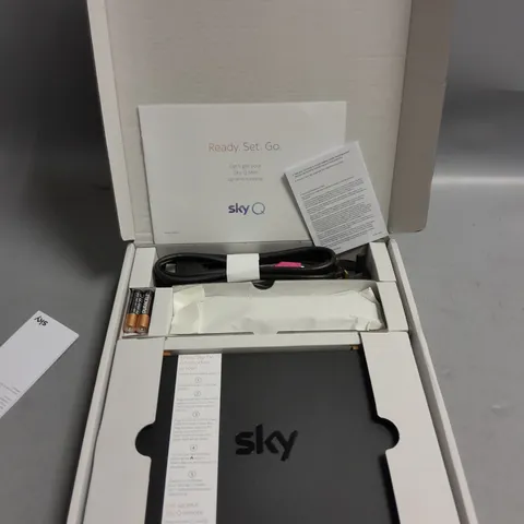 BOXED SKY Q MINI BOX