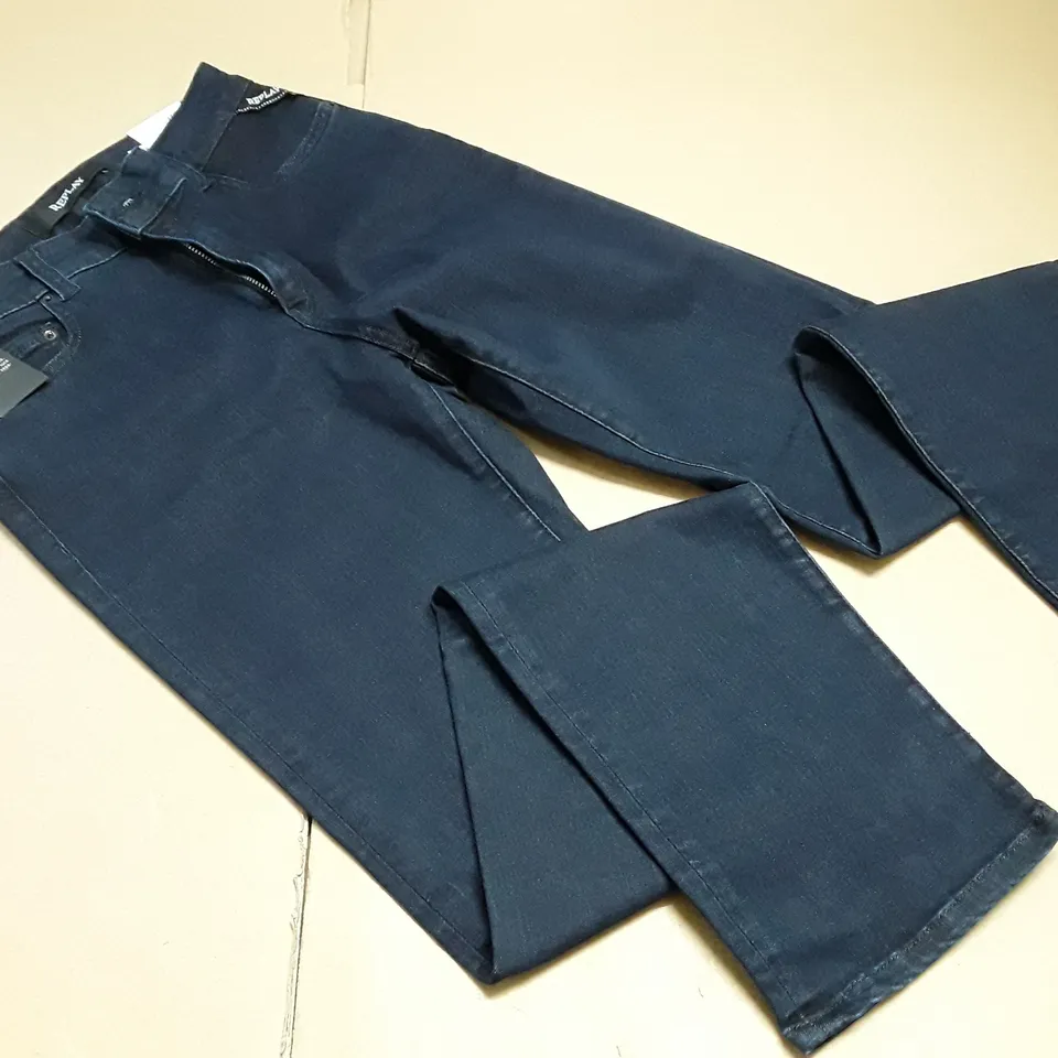REPLAY FLORIE STRAIGHT LEG JEANS - W28 L32