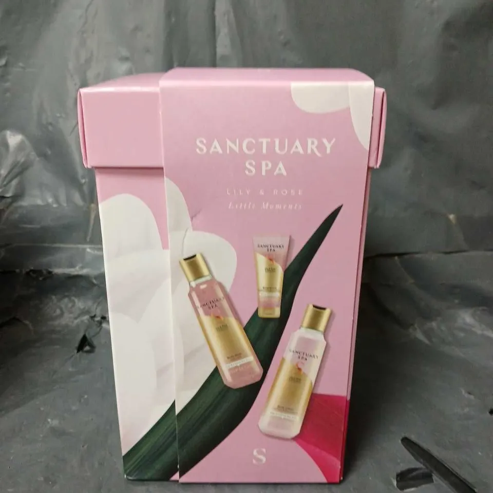 SANCTUARY SPA LILY & ROSE LITTLE MOMENTS GIFT SET