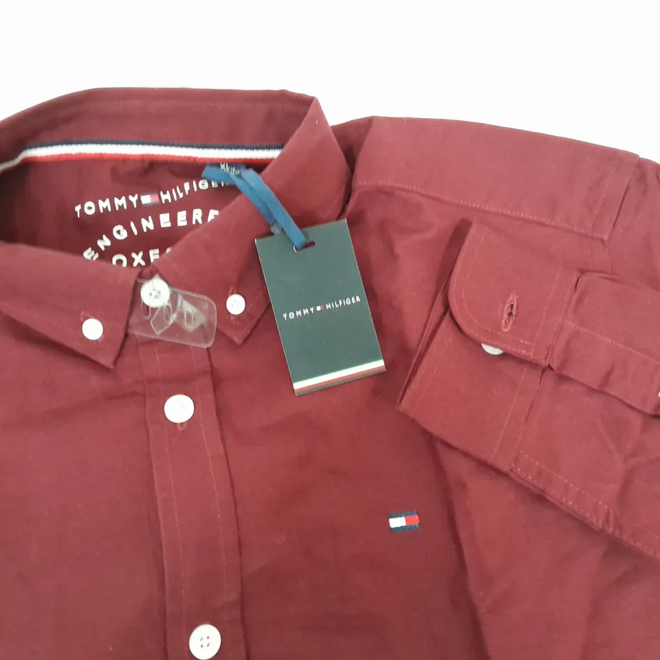 TOMMY HILFIGER SLIM FIT OXFORD SHIRT - XL