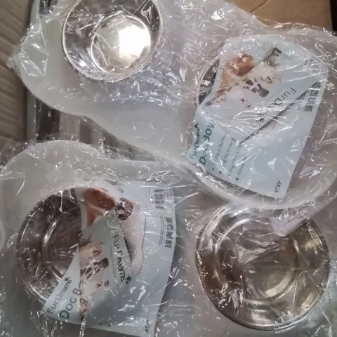 BOX CONTAINING LARGE AMOUNT OF DOG/PET BOWL MATS