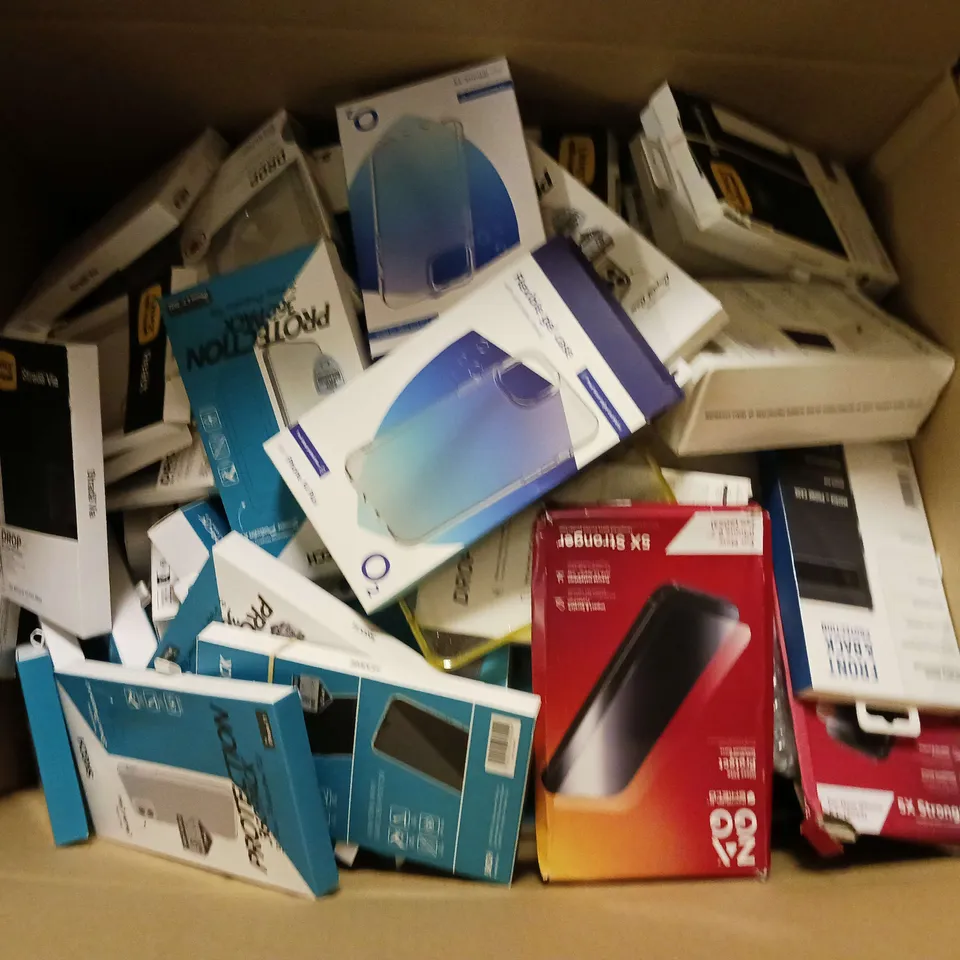 LARGE QUANTITY OF ASSORTED PHONE CASES FOR VARIOUS PHONE MODELS TO INCLUDE APPLE IPHONES, SAMSUNGS, ETC