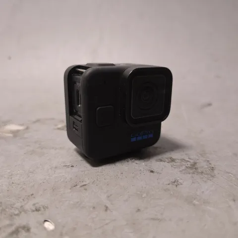 GOPRO 11 BLACK MINI ACTION CAMERA