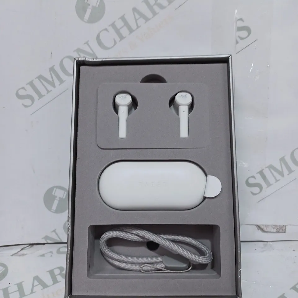 RAZER HAMMERHEAD MERCURY TRUE WIRELESS BLUETOOTH EARBUDS