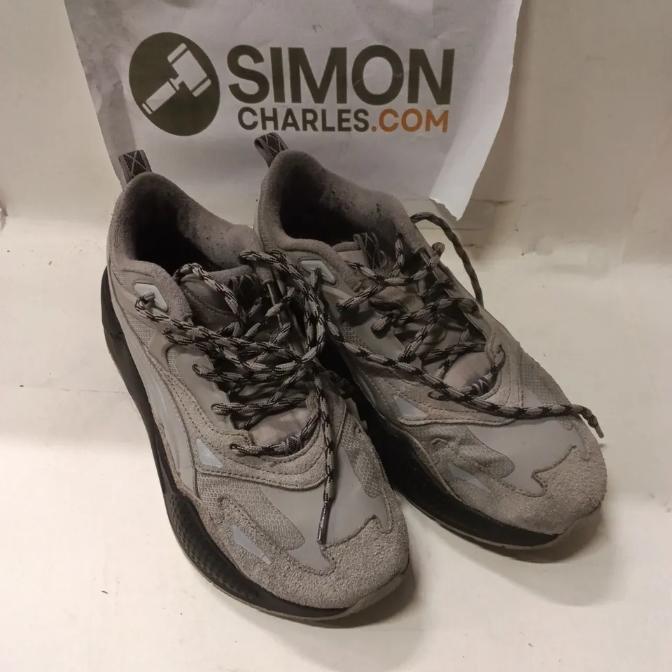 GREY ATHLETIC SNEAKERS (CLOTHING, SHOES & ACCESSORIES) – SIZE UK9