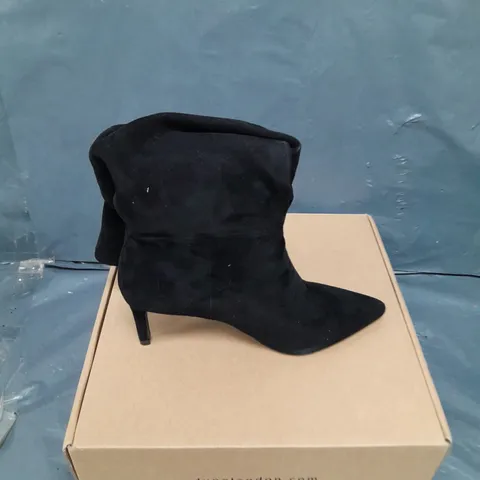 BOXED PAIR OF DUNE LONDON SLOUCH POINT BOOTS - 3