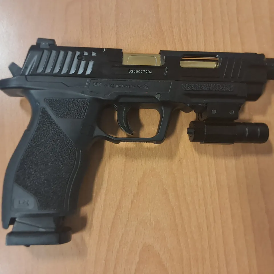UNBOXED UX CAL 4.5MM SAC10 GAS POWERED PISTOL