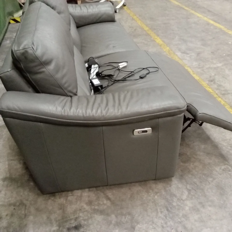 QUALITY DESIGNER ITALIAN MADE 3 SEATER POWER RECLINER LEATHER SOFA