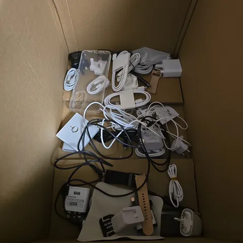 BOX OF APPROXIMATELY 20 USB PLUGS AND CHARGER LEADS