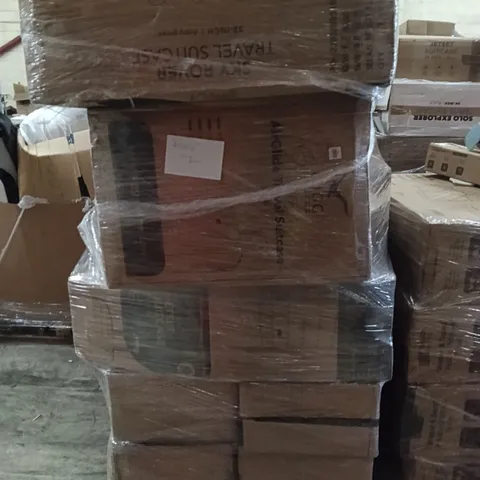 PALLET OF ASSORTED CONTACTING VERY LARGE QUANTITY OF SUITCASES