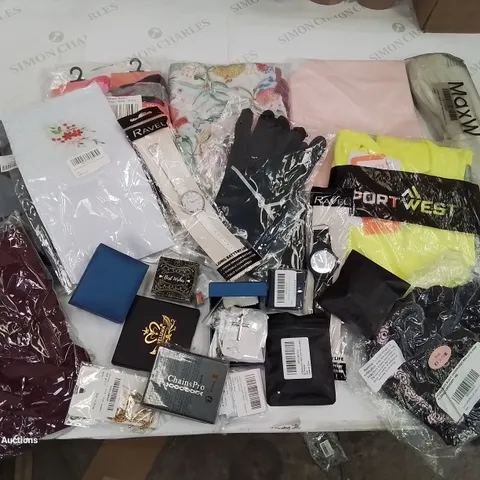 BOX CONTAINING MIXED FASHION ITEMS,  CLOTHING, SILVER PLATE AND COSTUME JEWELLERY ETC.